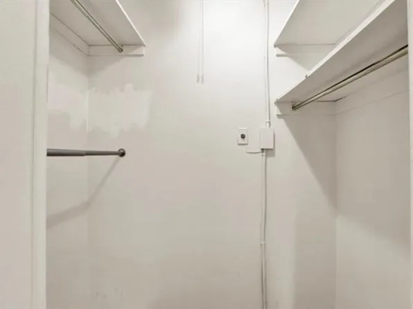 7000 Blvd East image 14 of 32