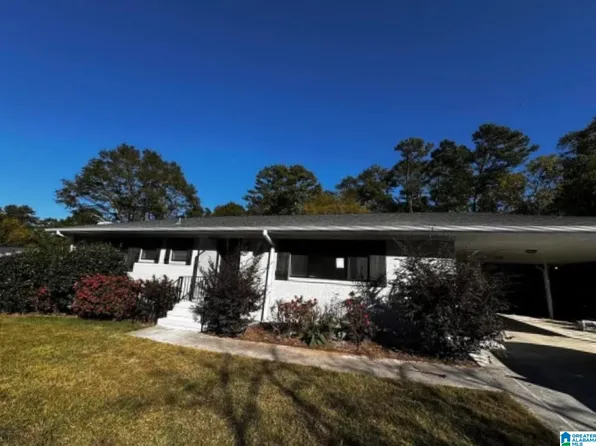 6261 Leslie Dr, Pinson, AL 35126