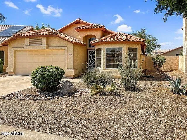 3 bed, 1667 sqft, $2,650 — Photo 2