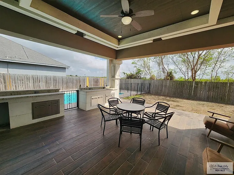 2521 Los Portales Dr — Photo 13