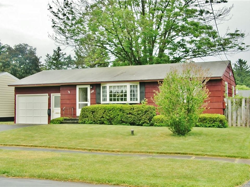 1st image of 130 Brooklea Pl