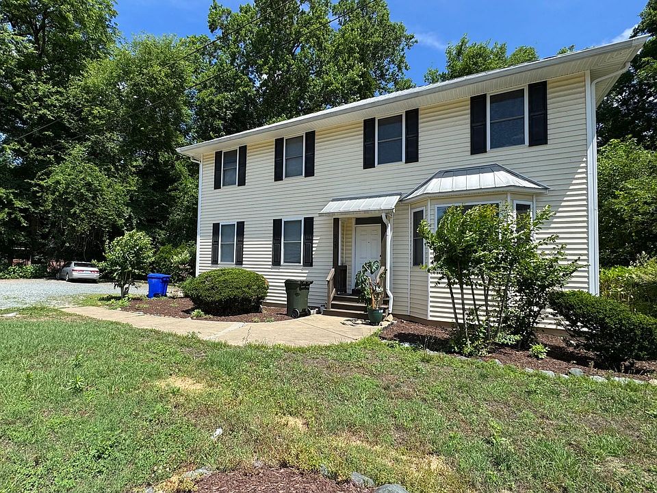 1st image of 100 Umstead Dr Unit B