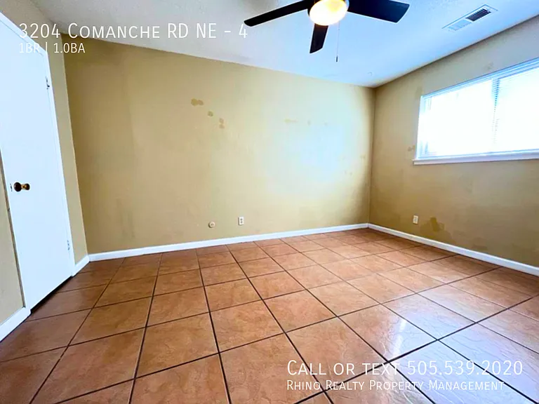 3204 Comanche Rd NE #4 — Photo 5