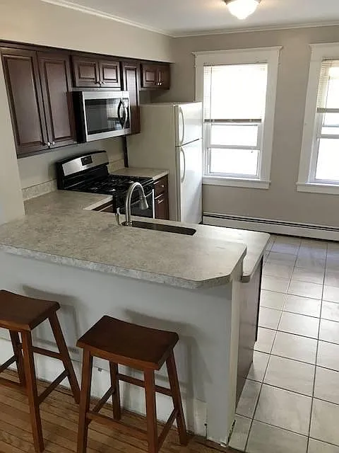 63 Lisbon Ave — Photo 2