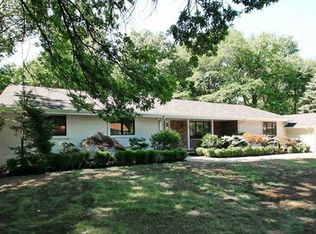 34 Malcolm Ct, Tenafly, NJ 07670