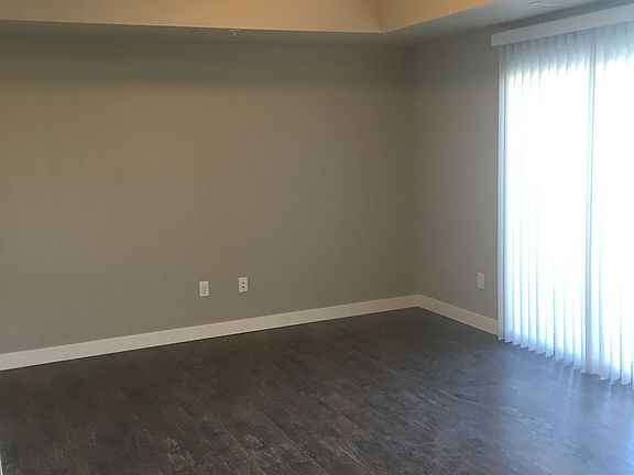 4th image of 1632 51st St S #0