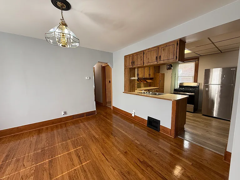 8369 Harding Ave — Photo 6