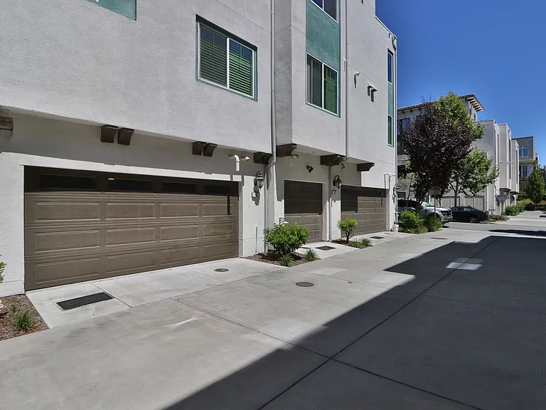 218 William Manly St #3 — Photo 33