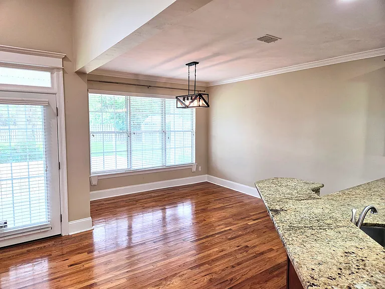 1621 Shadowmoss Ave — Photo 8