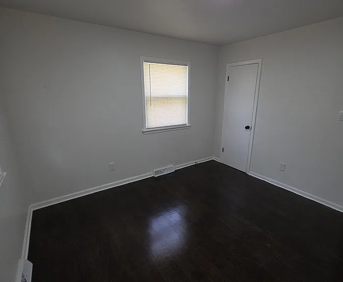 806 SE Browning Ave — Photo 15