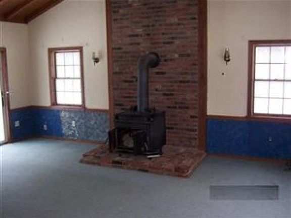 4th image of 7840 Penn Line Dr