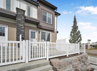 2215 24th St NW #34, Edmonton, AB T6T1A6