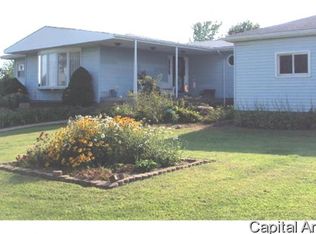 1572 255th St, Aledo, IL 61231