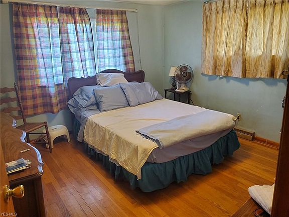5th image of 3534 Canton Ave