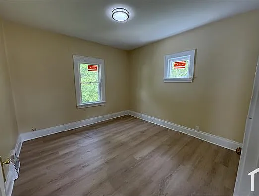 1001 Woodview Rd — Photo 8