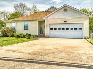 781 Claw Ct, Hopkinsville, KY