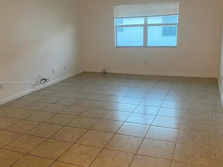 3173 Auburn Blvd #202 — Photo 9