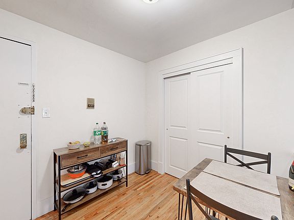 5th image of 156 W 77th St APT 3A