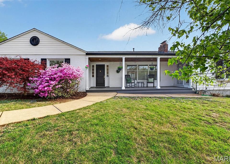 1st image of 8 Price Ct