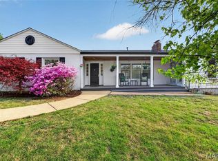 8 Price Ct, Saint Louis, MO