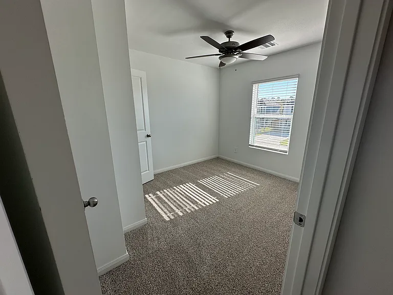 16737 N Marie Village Dr — Photo 18