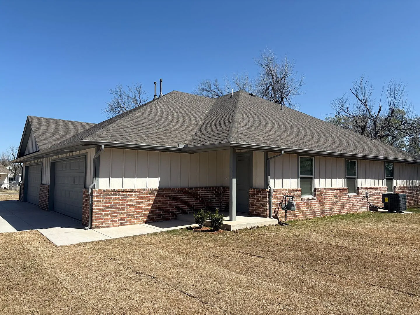 Three bedroom duplex in El Reno — Photo 3