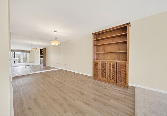 5th image of 200 Sanders Ferry Rd APT 2308