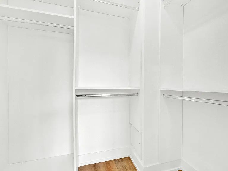 2928 W Medill Ave #409 — Photo 21