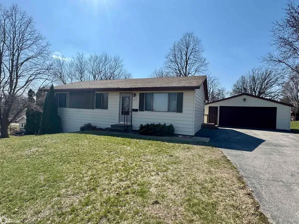 103 7th Ave, Audubon, IA 50025