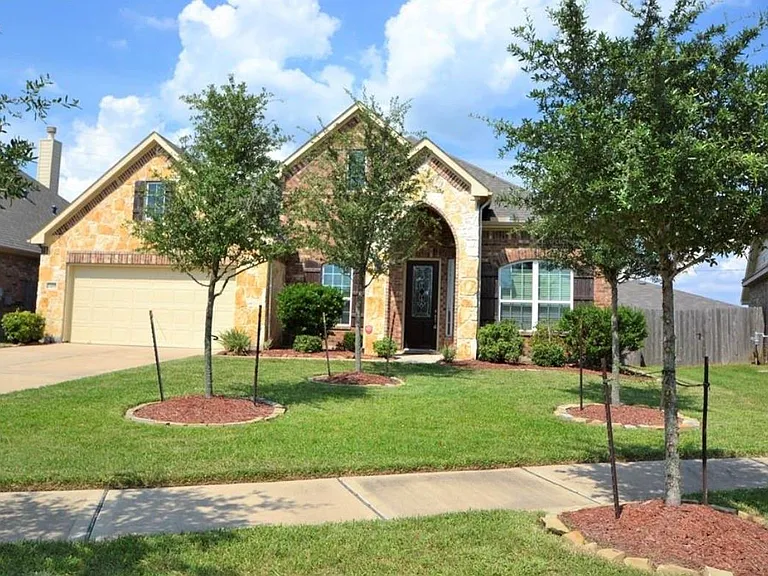 7219 Pearl Terrace Ln — Photo 37