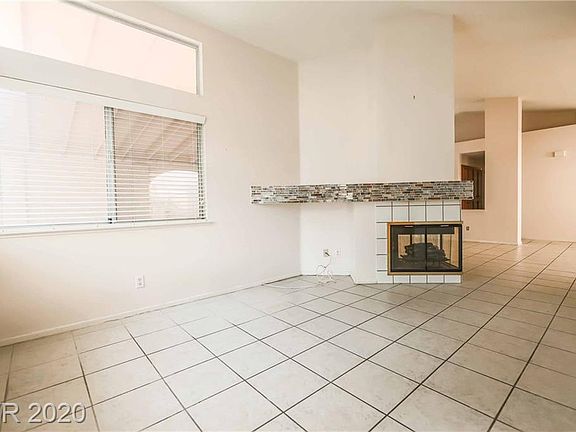 4th image of 8237 Lauderdale Ct