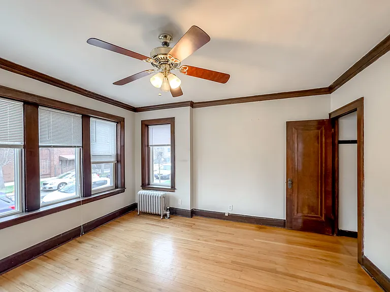4608 N Kildare Ave #E2 — Photo 11