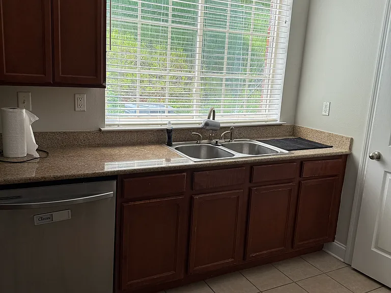 3218 Veterans Memorial Pkwy #718 — Photo 19