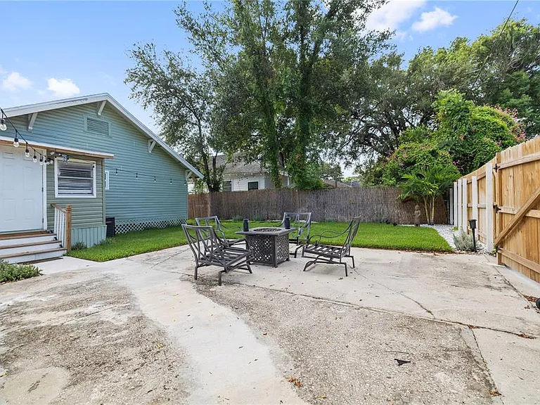 3808 N Tampa St — Photo 15
