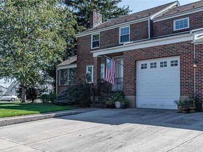 2054 Clarence Ave, Allentown, PA, 18109