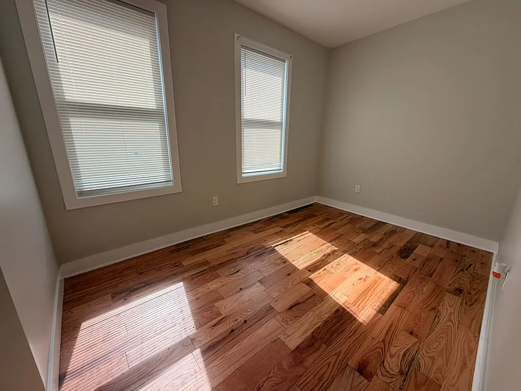 53 Farren Ave — Photo 3