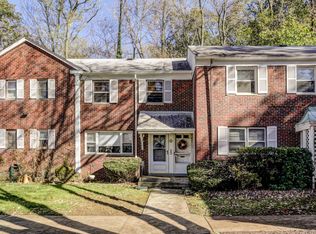 101 Manor Dr, Red Bank, NJ 07701