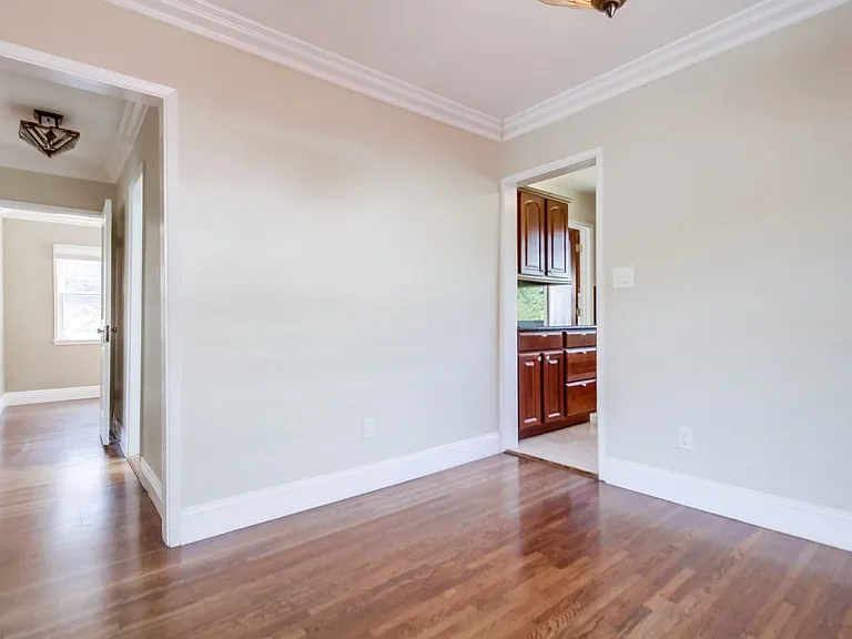 4462 Arch St — Photo 8