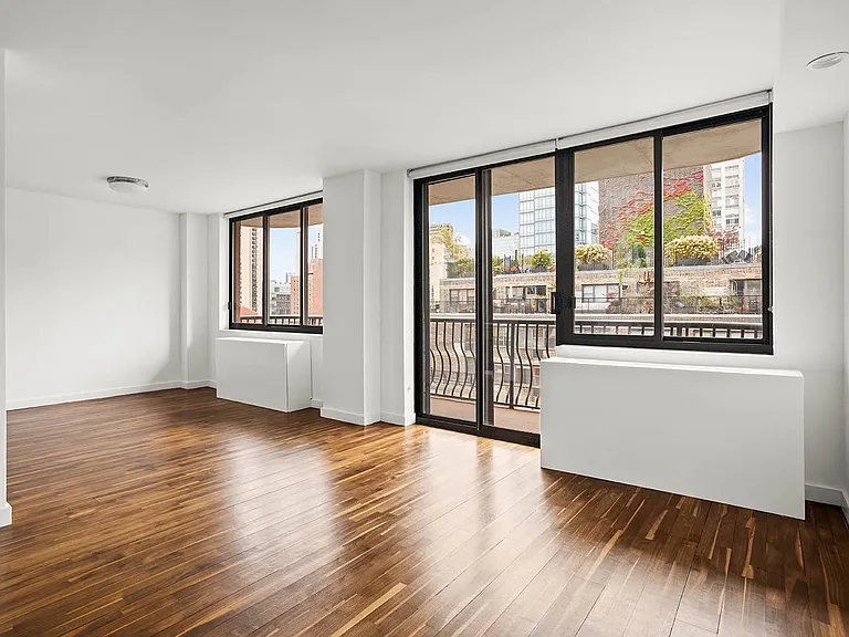 343 E 74th St #12G — Photo 3