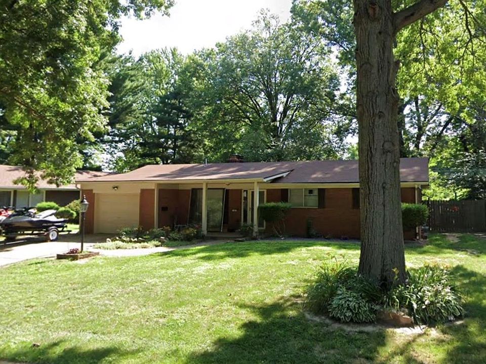 2nd image of 30 N Cape Ct
