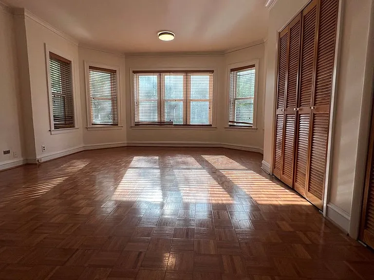 6937 S Merrill Ave — Photo 16