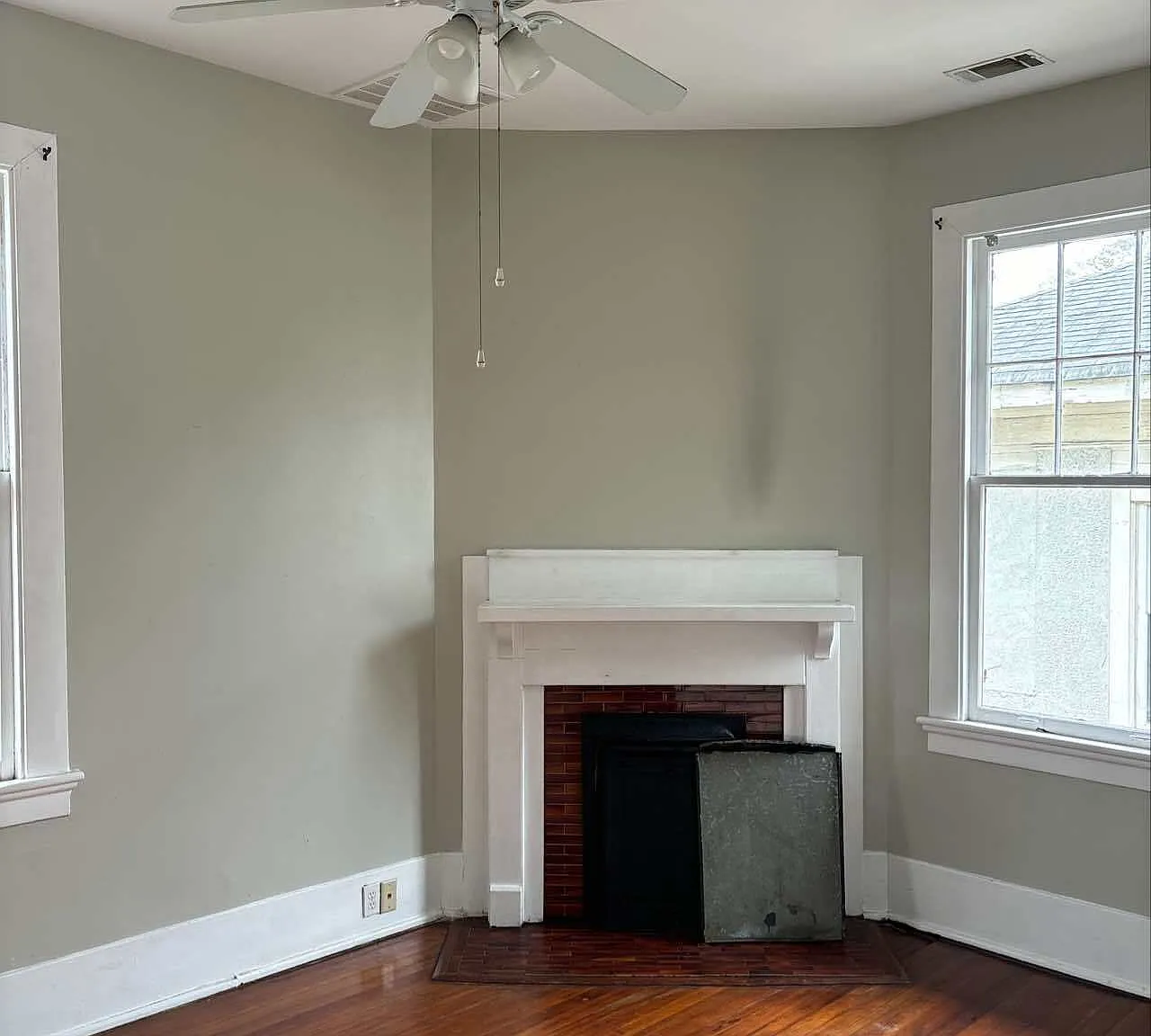 823 E Henry Street - Unit... — Photo 2
