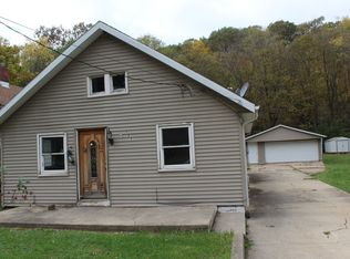 125 Kerfoot St, East Peoria, IL 61611