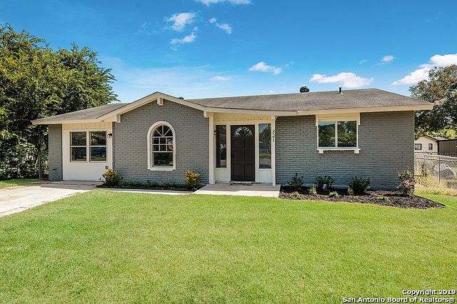 1st image of 321 Melissa Ct