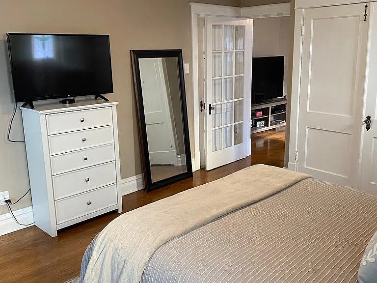 5058 Oleatha Ave #5058A — Photo 14