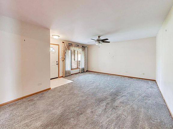 4th image of 14143 Kedvale Ave #3