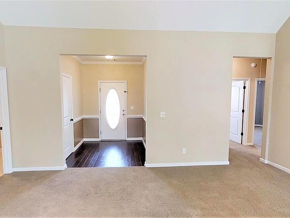 4th image of 847 Tyler Woods Dr
