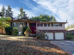 1534 W 11th St, Port Angeles, WA