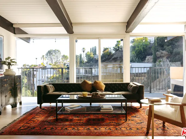 2808 Lambert Dr, Los Angeles, CA 90068