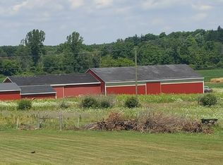 1858 Millville Rd, Lapeer, MI 48446